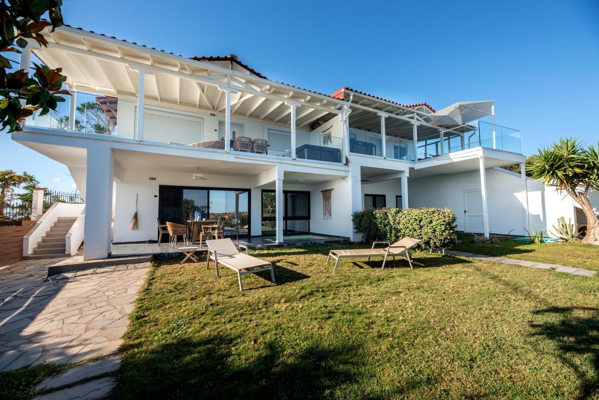 Thea Suites Potidea Nea Poteidaia Exterior photo