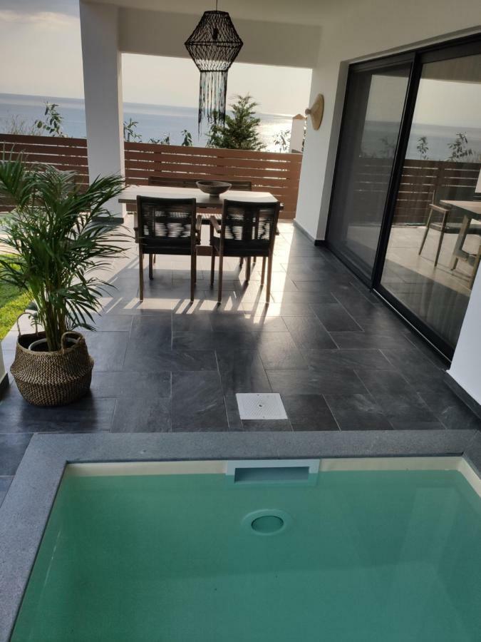 Thea Suites Potidea Nea Poteidaia Exterior photo
