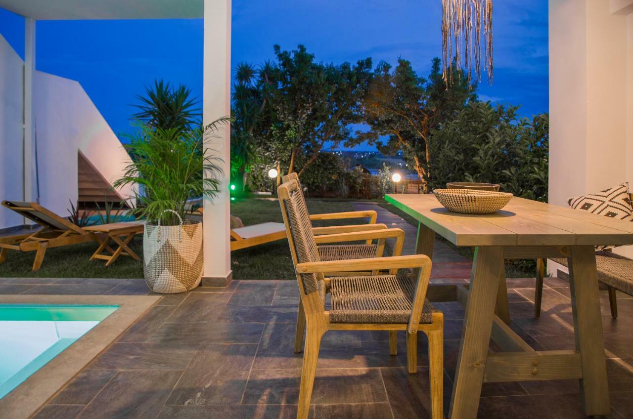 Thea Suites Potidea Nea Poteidaia Exterior photo